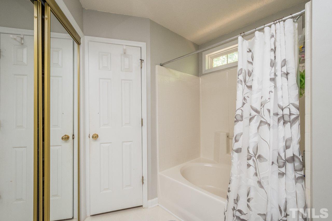 2408 Pumpkin Ridge Way Raleigh, NC 27604 - Photo 13 of 17 Gallery Image 13