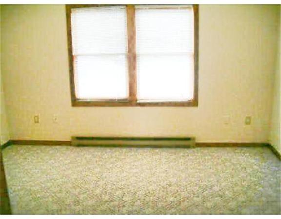 454 Riverside Drive, Unit 3 Lawrence, MA 01841 - Photo 9 of 15 Gallery Image 9