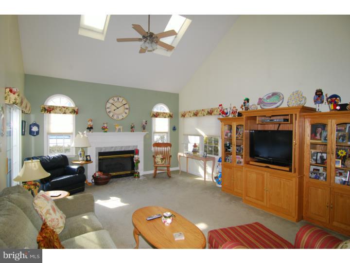 126 Grande Boulevard Sinking Spring, PA 19608 - Photo 15 of 25 Family Room