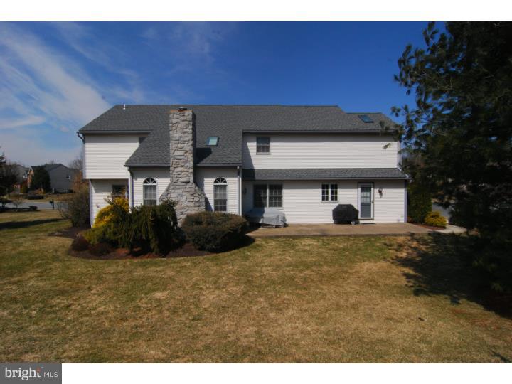 126 Grande Boulevard Sinking Spring, PA 19608 - Photo 4 of 25 Exterior Back