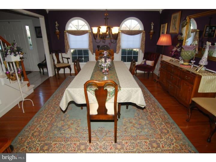 126 Grande Boulevard Sinking Spring, PA 19608 - Photo 8 of 25 Dining Room