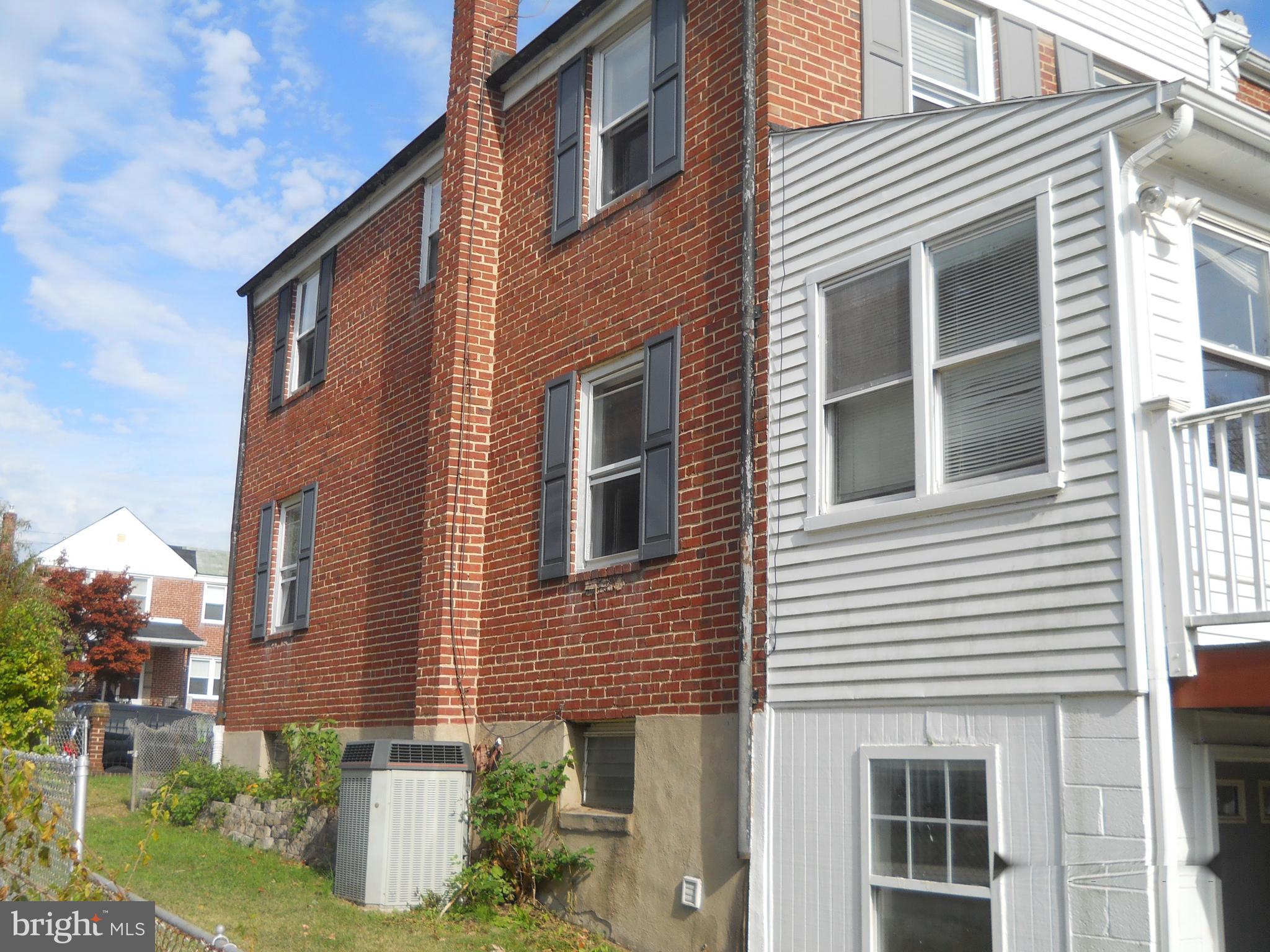 7301 Kirtley Road Baltimore, MD 21224 - Photo 11 of 14 Side of house