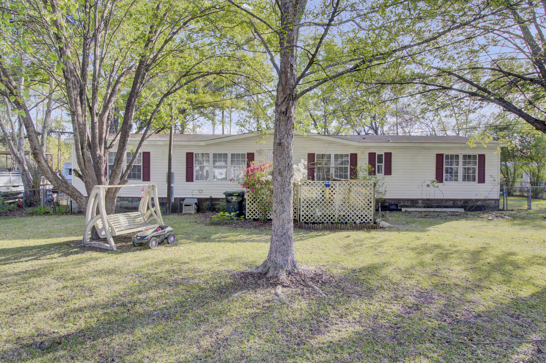 112 Meese Road Ladson, SC 29456 - Photo 1 of 37 05_5_mls