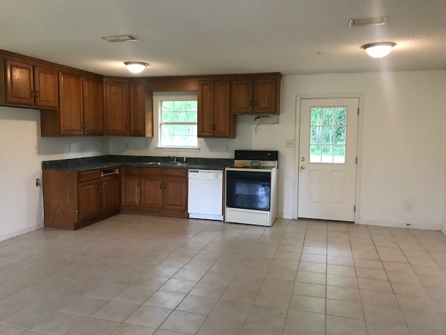 14244 North Pecan Street Foley, AL 36535 - Photo 4 of 13
