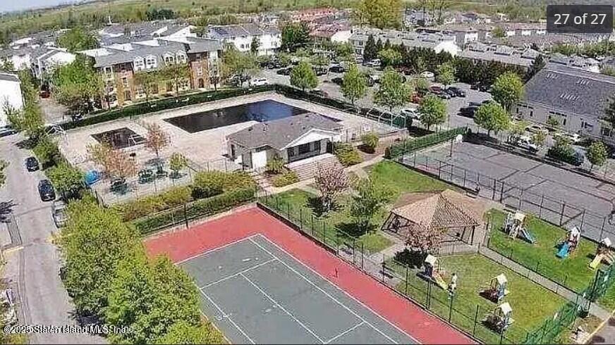 34 Jamie Lane Staten Island, NY 10312 - Photo 13 of 14 an aerial view of a city