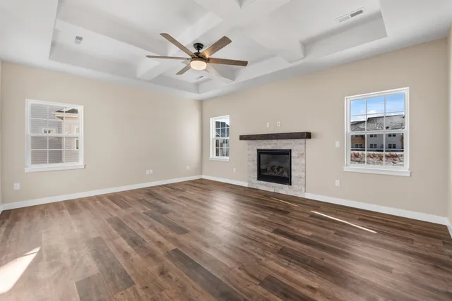 $374,900 | 1820 Horseshoe Lane, Unit 4231, Slinger, WI 53086