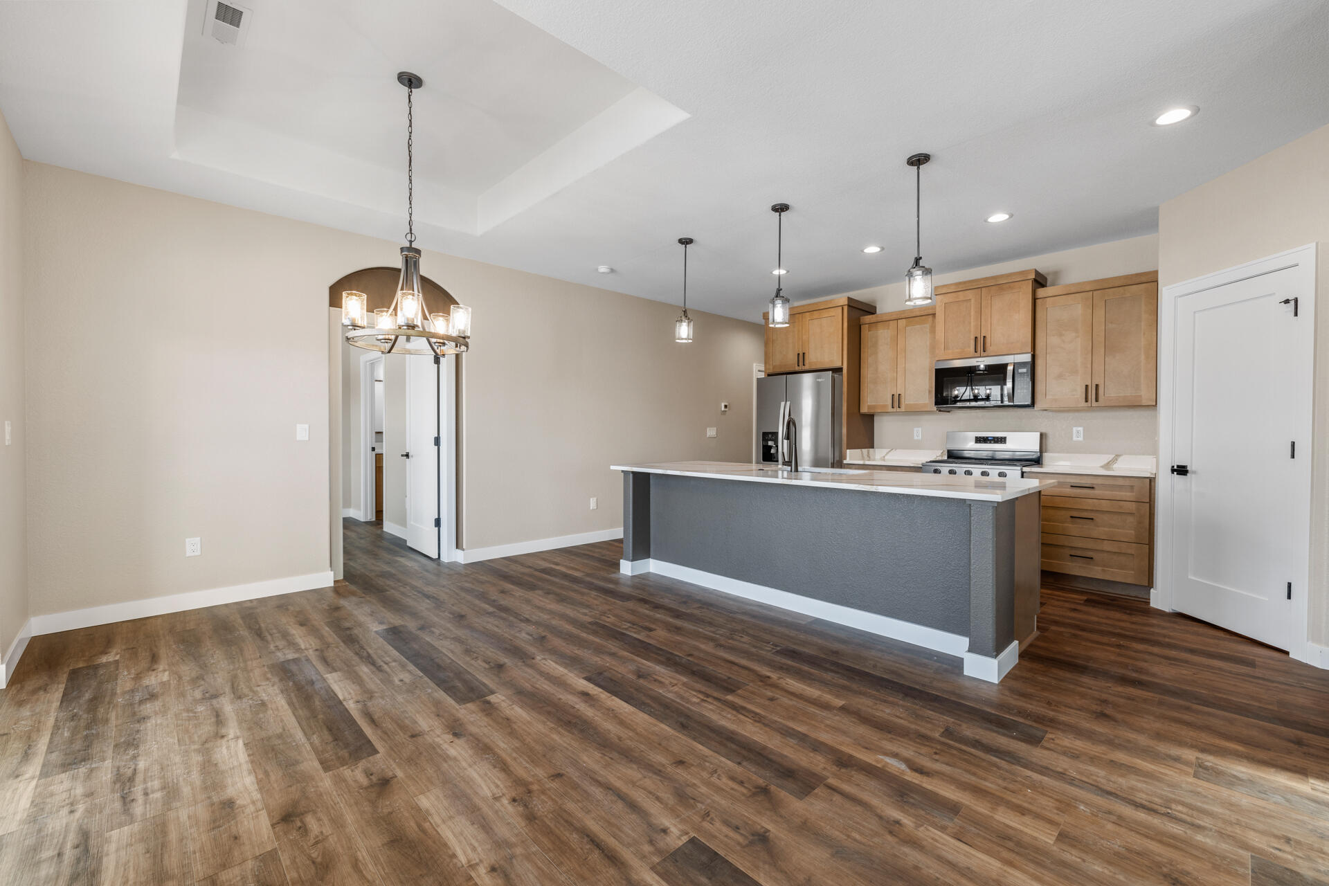 1820 Horseshoe Lane, Unit 4231 Slinger, WI 53086 - Photo 15 of 55 5-Interior_1867 Woodland Way