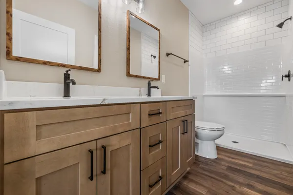 $374,900 | 1820 Horseshoe Lane, Unit 4231, Slinger, WI 53086