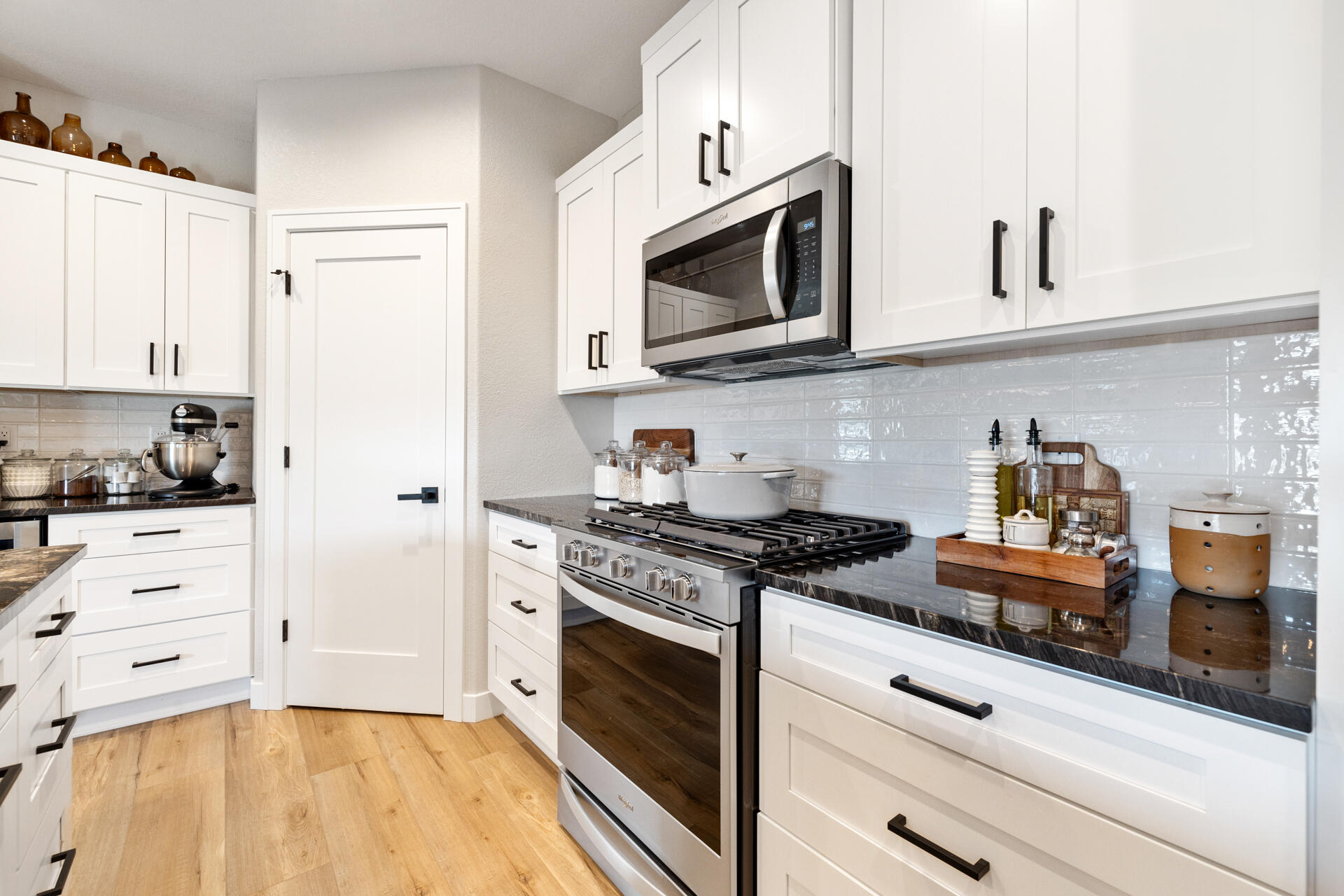 1820 Horseshoe Lane, Unit 4231 Slinger, WI 53086 - Photo 37 of 55 Interior_1838 Woodland Way-9