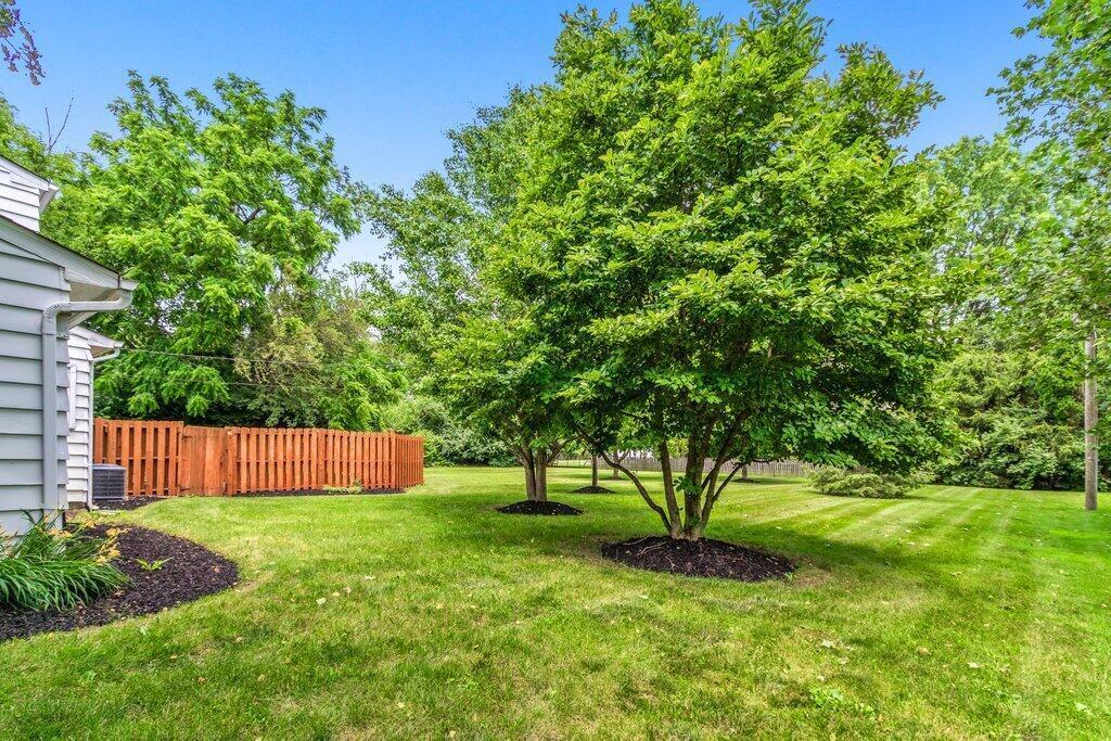 986 Cummington Road Columbus, OH 43213 - Photo 29 of 30 986 Cummington Road-29.jpg-SMALL