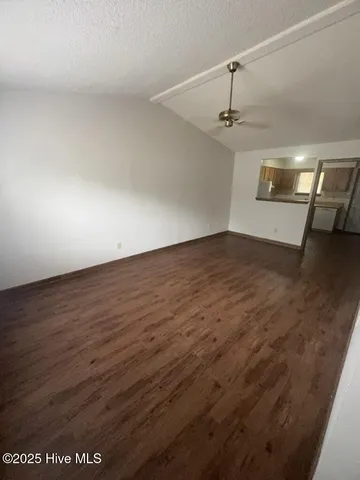 $975 | 1710 Wine Press Court, Midway Park, NC 28544