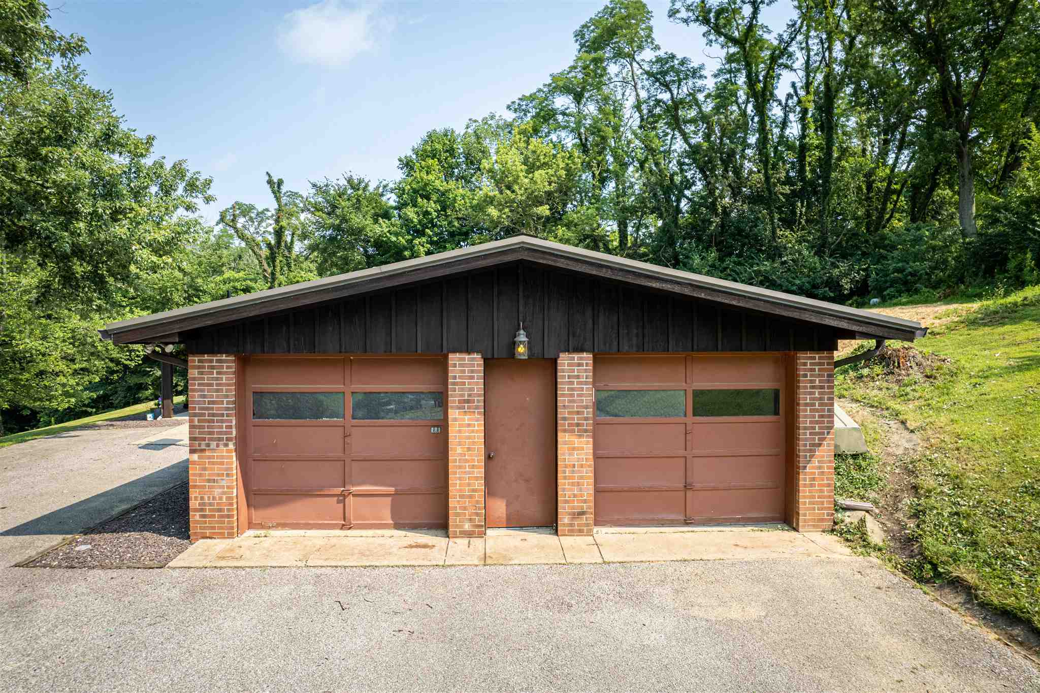 1542 Outer Lake Road Princeton, IN 47670 - Photo 5 of 36 Gallery Image 5