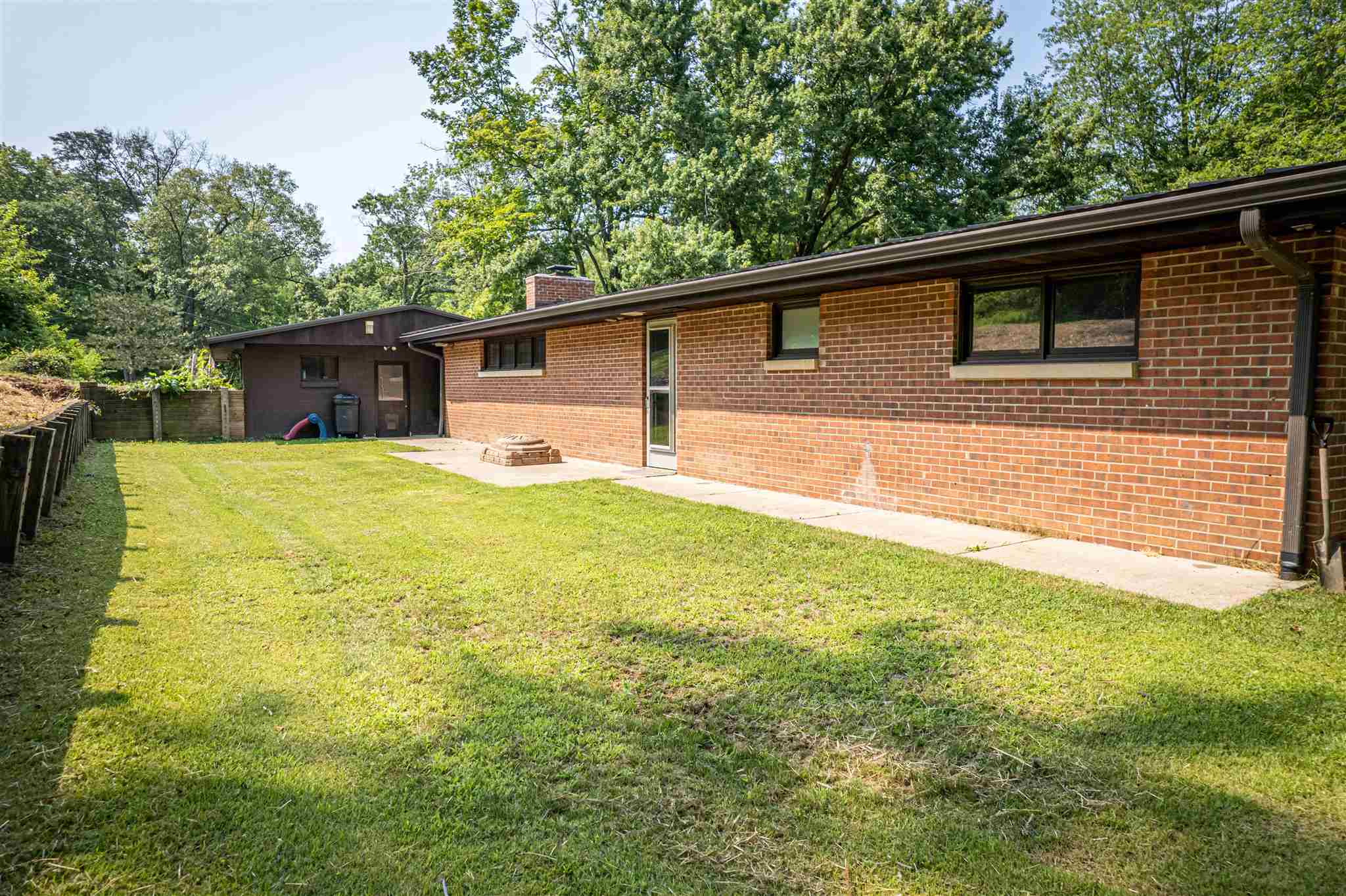 1542 Outer Lake Road Princeton, IN 47670 - Photo 6 of 36 Gallery Image 6