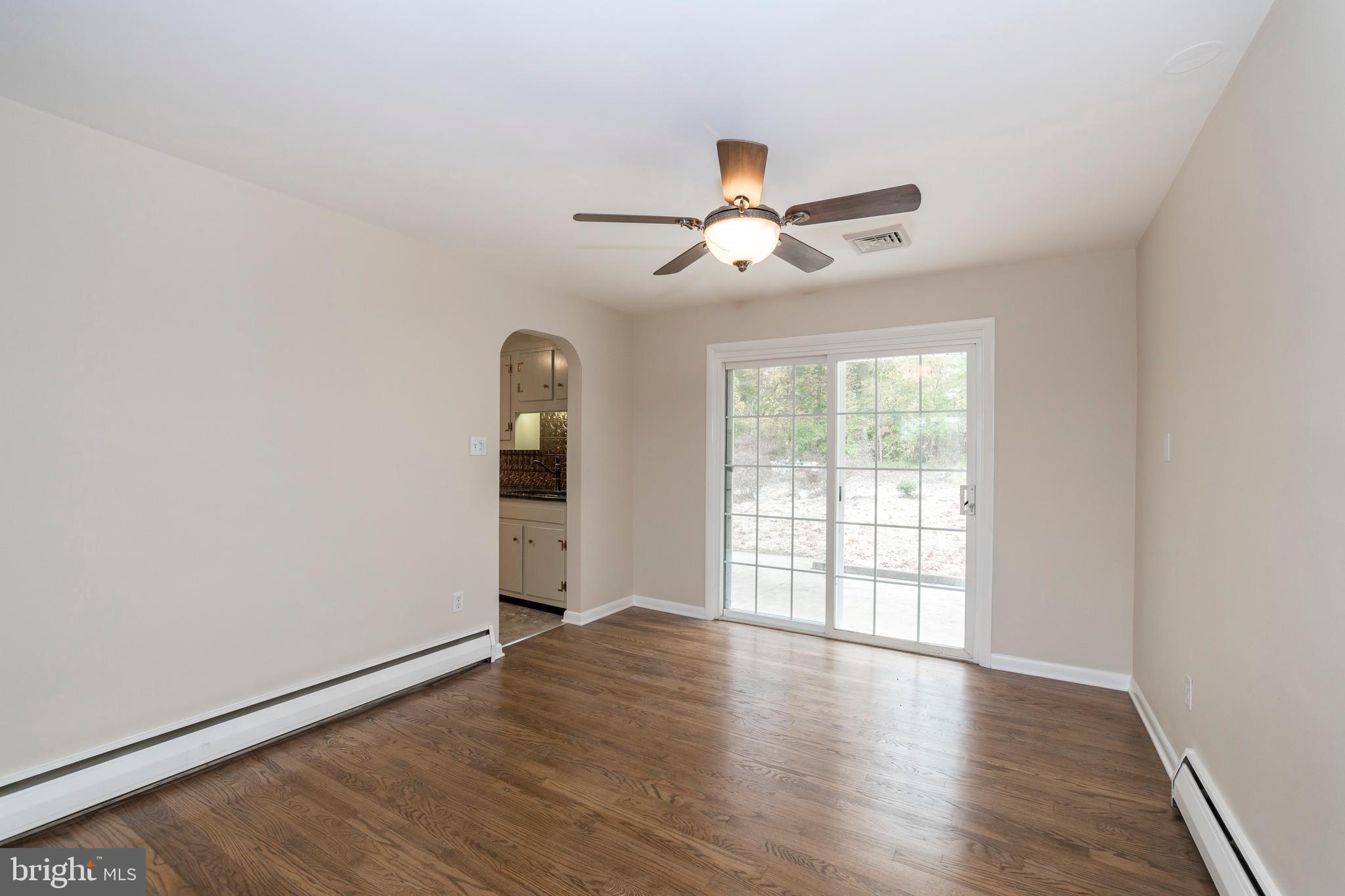 311 Sheeder Road Phoenixville, PA 19460 - Photo 9 of 23 Dining area