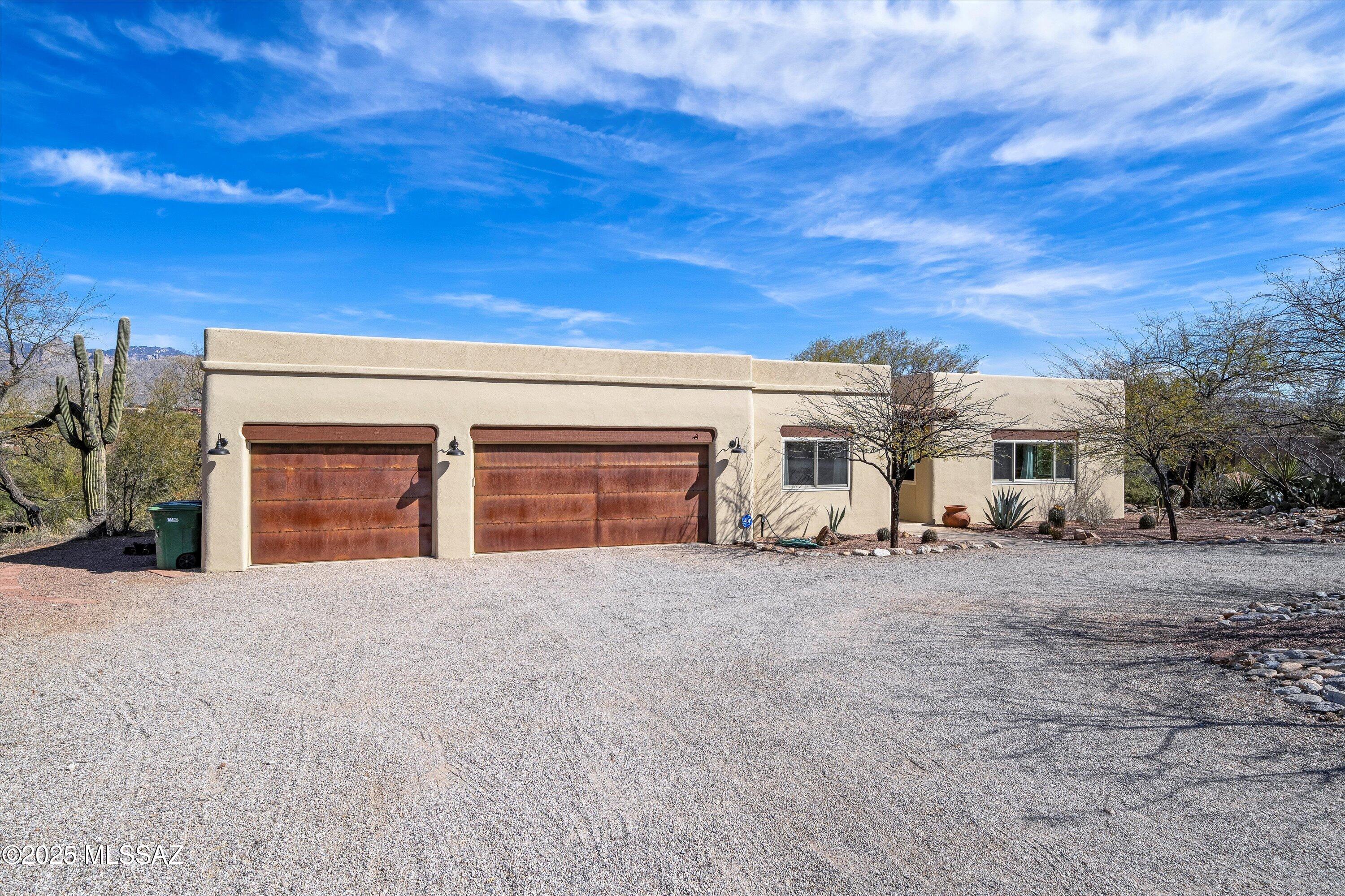 9771 East Kleindale Road Tucson, AZ 85749 - Photo 1 of 1 Gallery Image 1