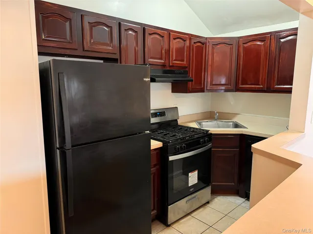 $2,600 | 13806 219th Street, Unit 2 | Laurelton