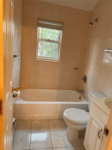 $2,600 | 13806 219th Street, Unit 2 | Laurelton