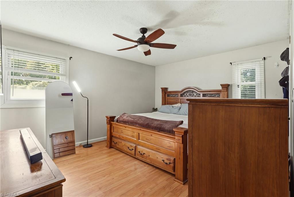 406 Spring Road Jamestown, NC 27282 - Photo 20 of 45 Gallery Image 20