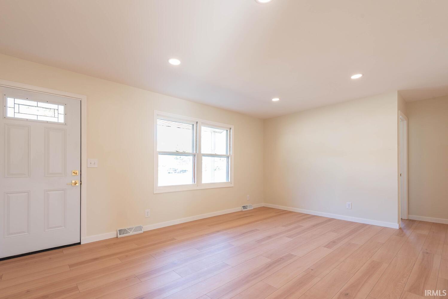 4611 West Middle Court Bloomington, IN 47403 - Photo 3 of 25