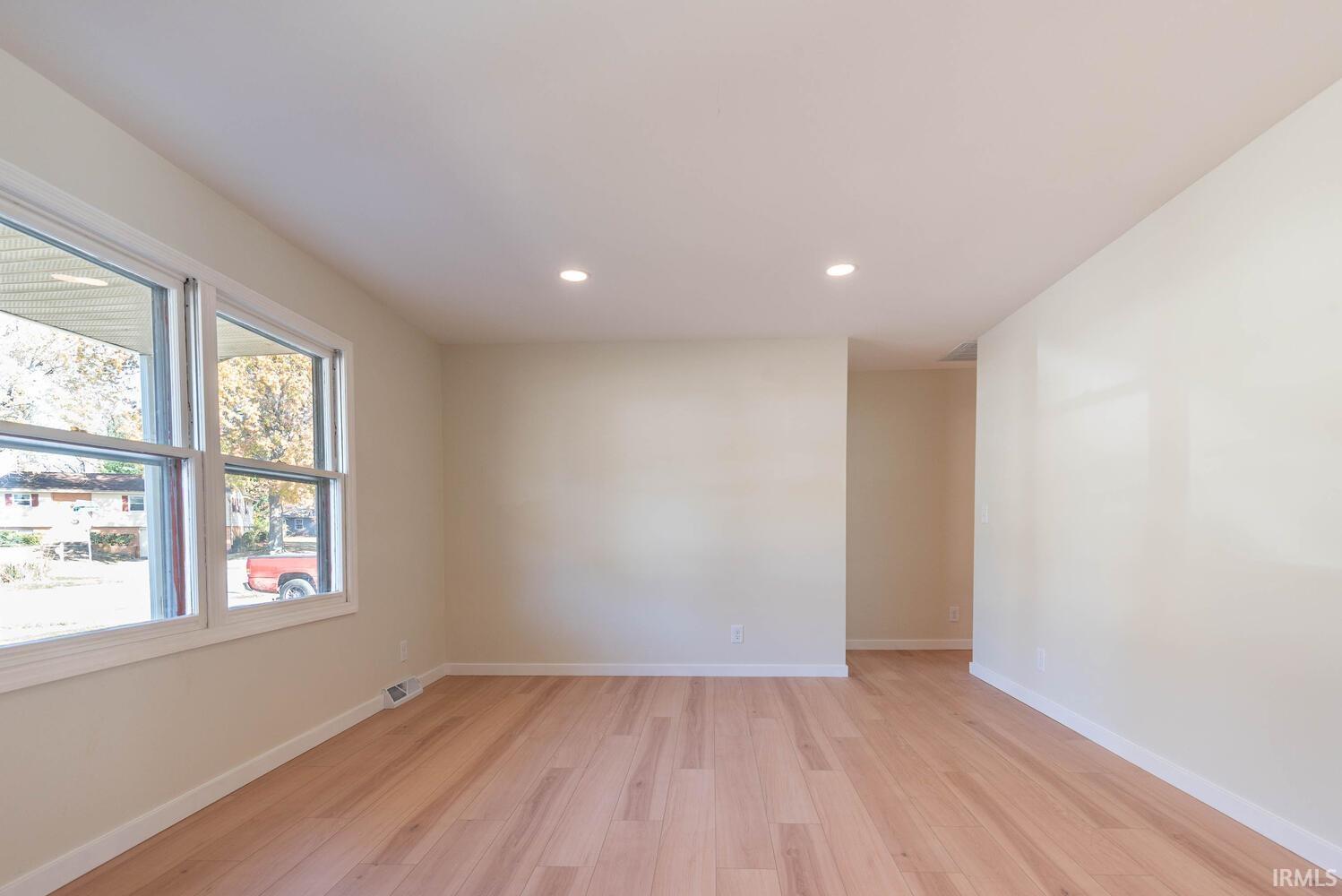 4611 West Middle Court Bloomington, IN 47403 - Photo 4 of 25