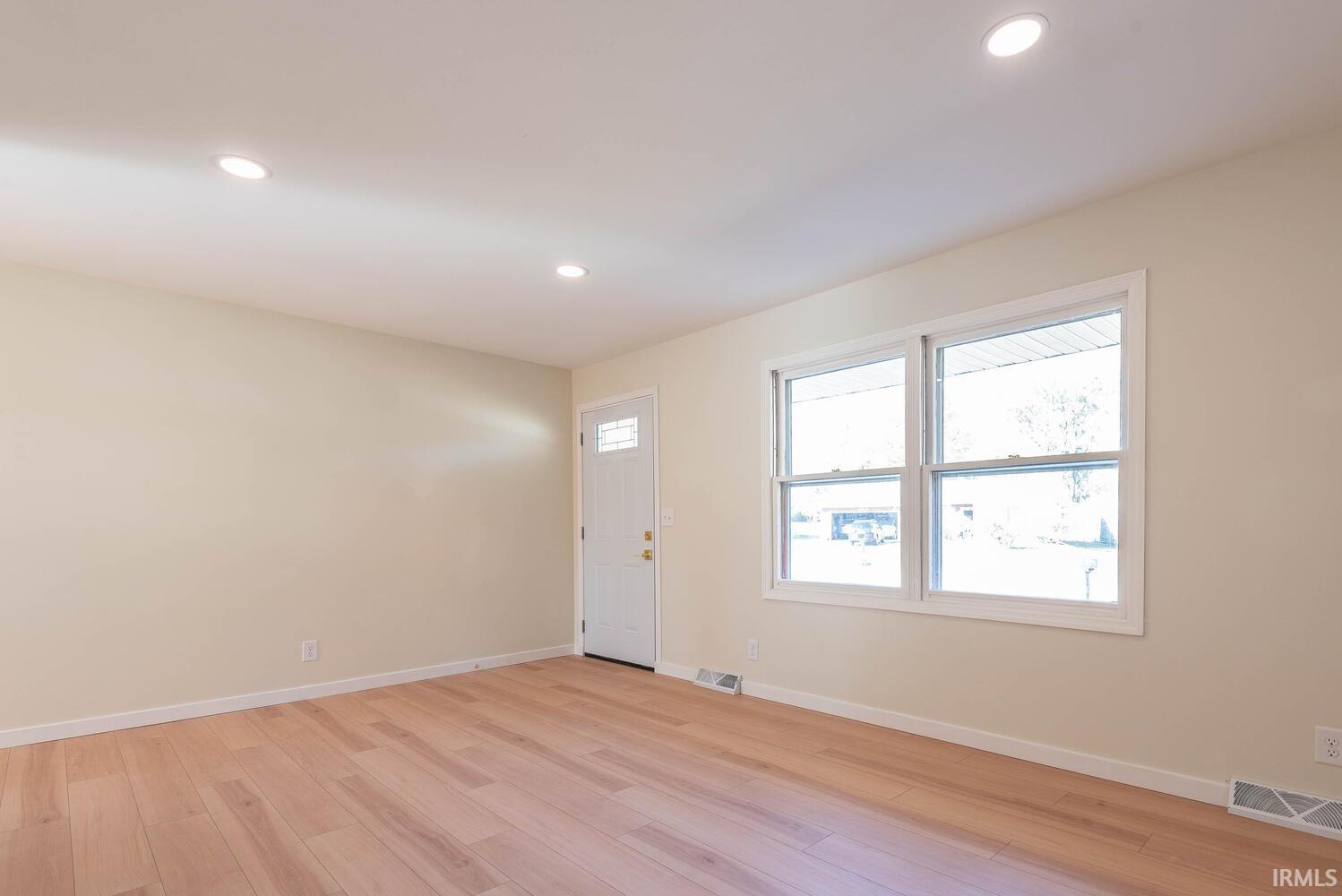 4611 West Middle Court Bloomington, IN 47403 - Photo 5 of 25