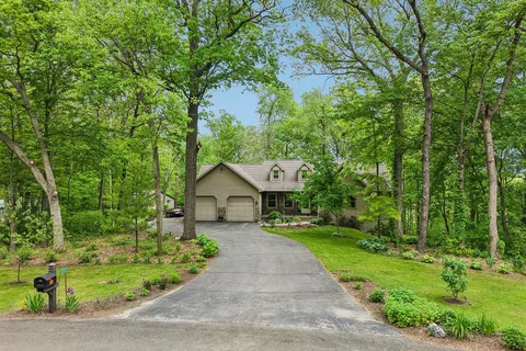 $589,000 | 355 Maple Heights Road, Medina, WI 53559