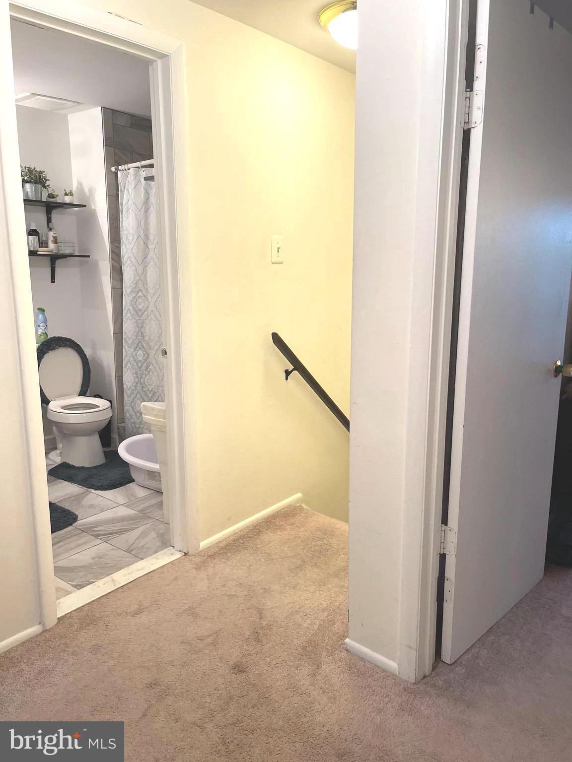 123 Willow Place Sterling, VA 20164 - Photo 19 of 31 Upper Level with 3 Bedrooms & 2 Bathrooms