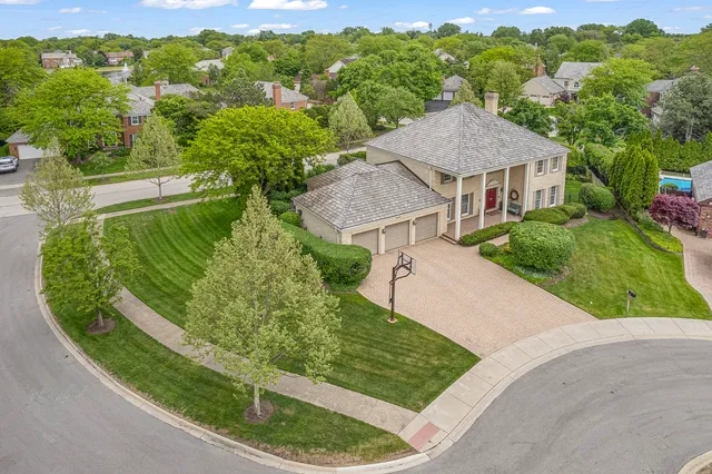 $1,149,000 | 2308 Indian Ridge Drive, Glenview, IL 60026