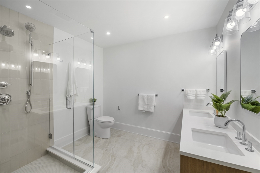 132-134 Elm Street, Unit 132 Marblehead, MA 01945 - Photo 17 of 32