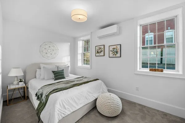 $1,229,000 | 132-134 Elm Street, Unit 132, Marblehead, MA 01945