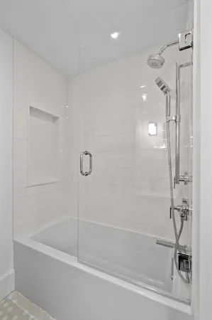 $1,229,000 | 132-134 Elm Street, Unit 132, Marblehead, MA 01945