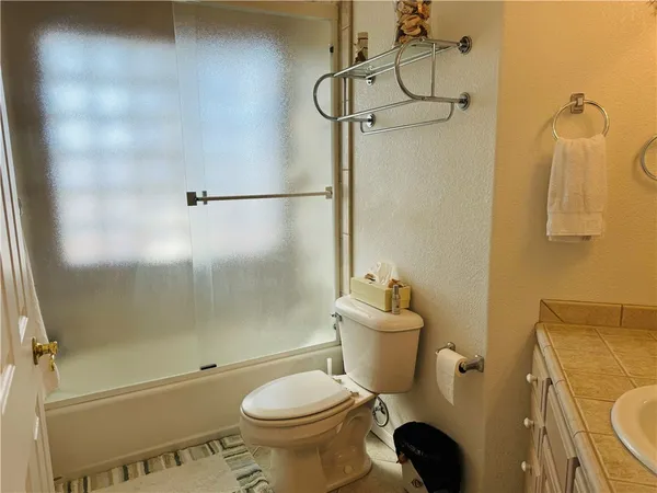 $2,200 | 2057 Sandtrap Lane, Fort Mohave, AZ 86426