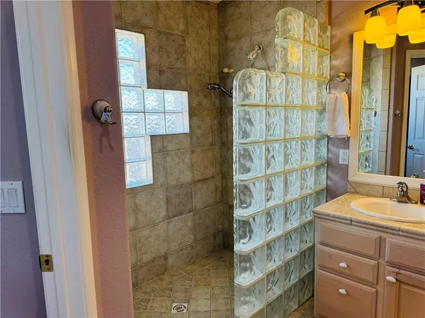 $2,200 | 2057 Sandtrap Lane, Fort Mohave, AZ 86426