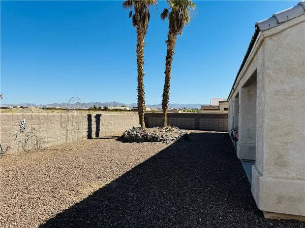 $2,200 | 2057 Sandtrap Lane, Fort Mohave, AZ 86426