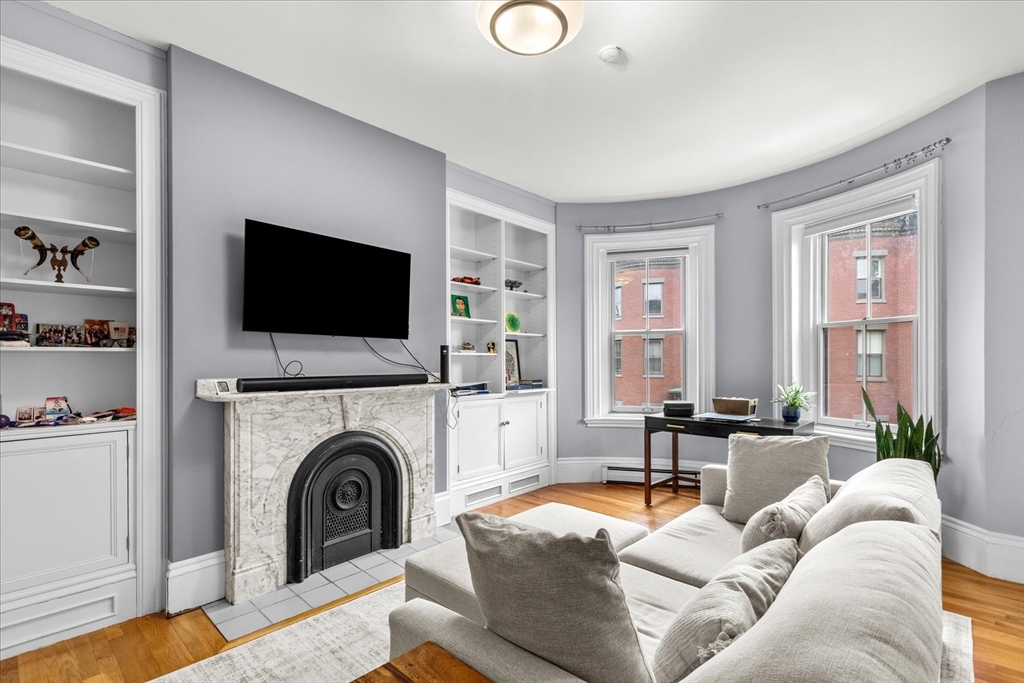 93 Pembroke Street, Unit 2 Boston, MA 02118 - Photo 1 of 14