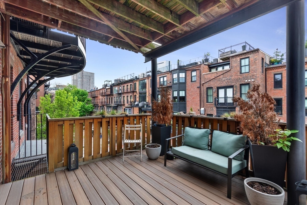 93 Pembroke Street, Unit 2 Boston, MA 02118 - Photo 4 of 14