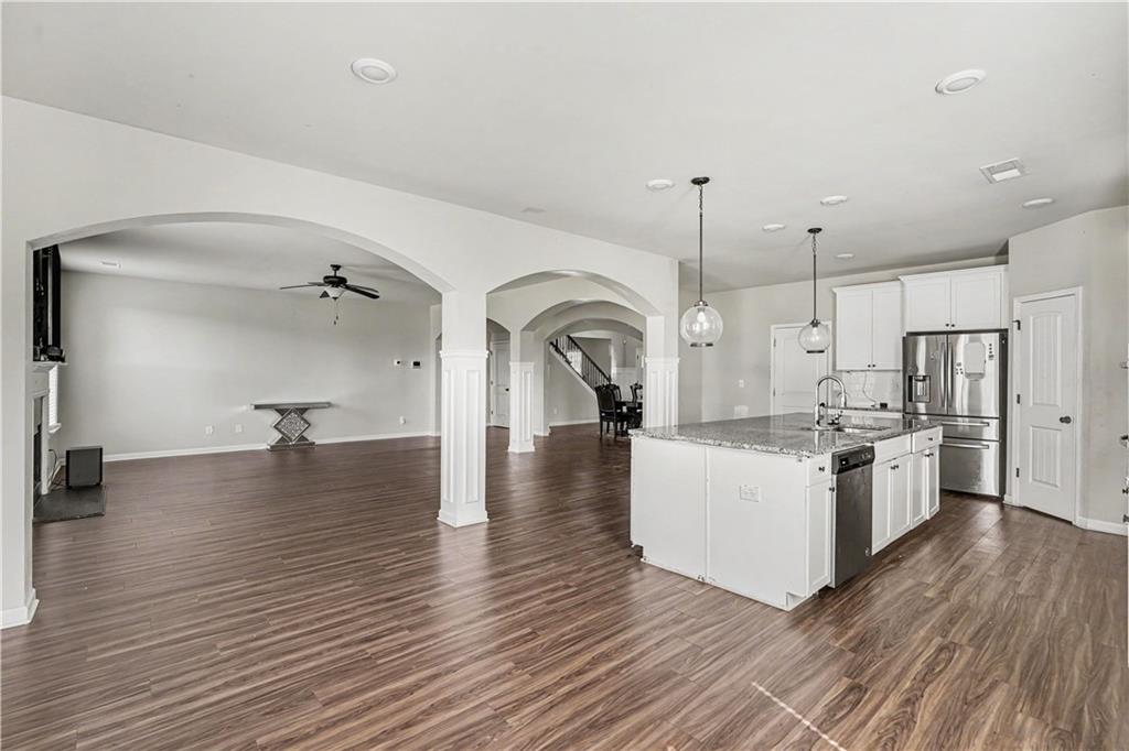 945 Mystic Way Hampton, GA 30228 - Photo 9 of 56