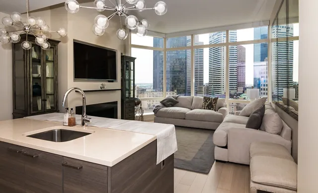 $1,755,000 | 1 Franklin Street, Unit 1905, Boston, MA 02110