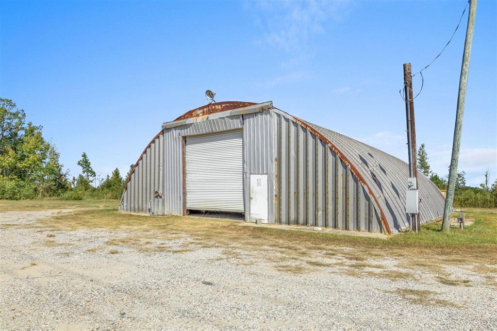 1124 Dunn Ferry Road Sulphur, LA 70663 - Photo 4 of 13 Gallery Image 4
