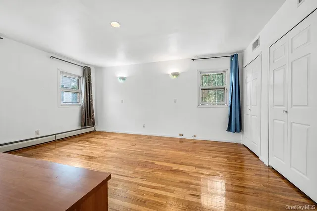 $1,460,000 | 222-60 Birmington Parkway | Bayside