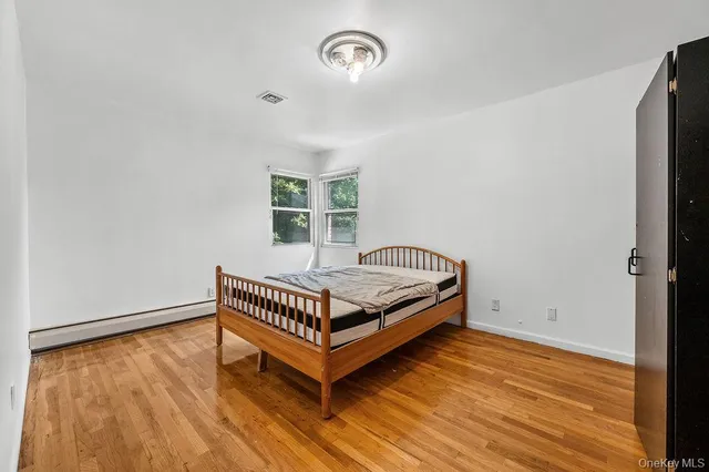 $1,460,000 | 222-60 Birmington Parkway | Bayside