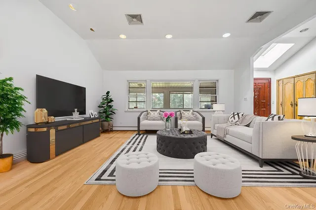 $1,460,000 | 222-60 Birmington Parkway | Bayside