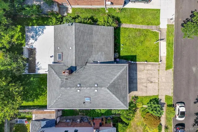 $1,460,000 | 222-60 Birmington Parkway | Bayside