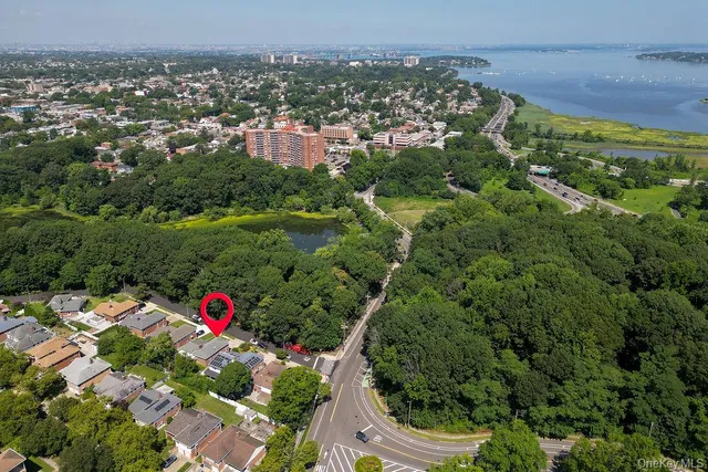 $1,460,000 | 222-60 Birmington Parkway | Bayside