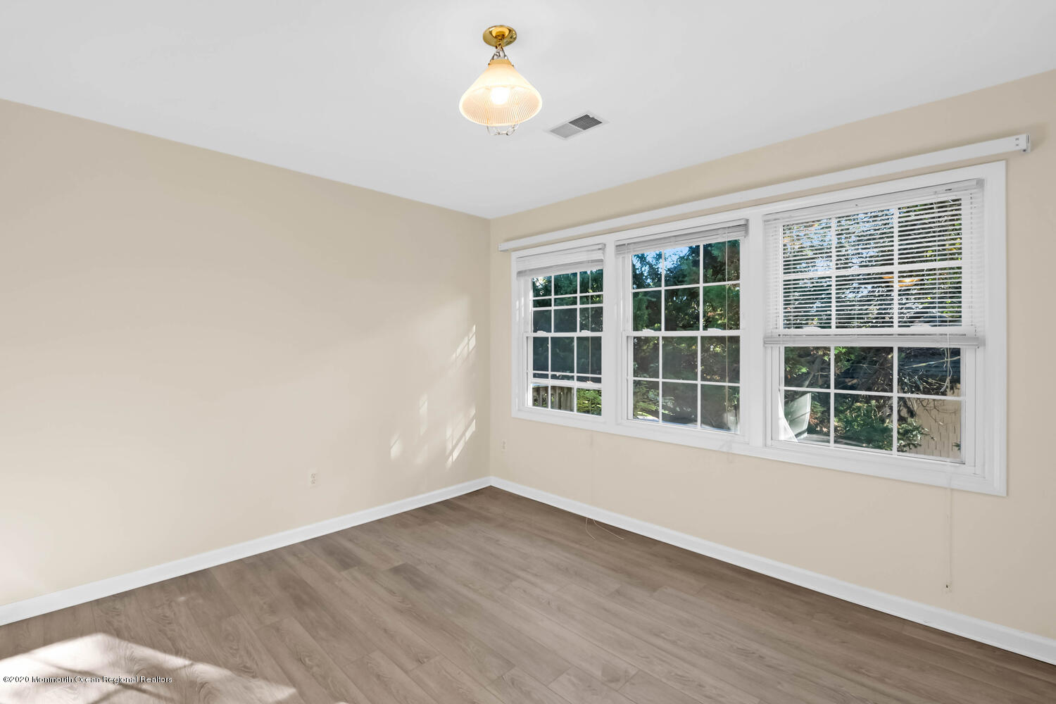 800 Navesink River Road Rumson, NJ 07760 - Photo 18 of 34 800 Navesink River Rd Rumson-large-020-0