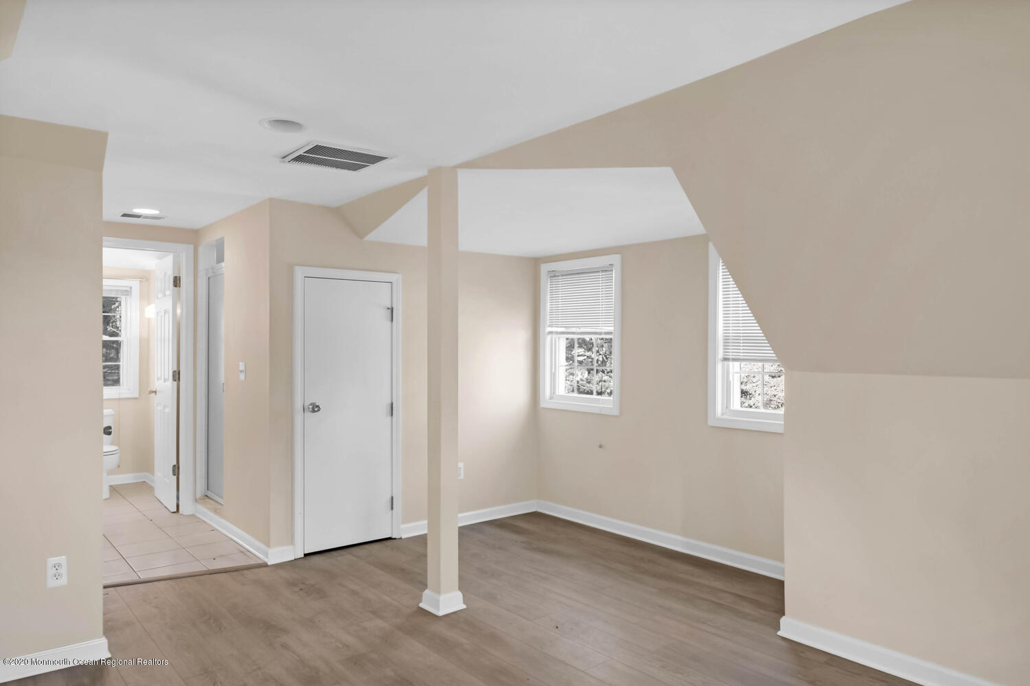 800 Navesink River Road Rumson, NJ 07760 - Photo 20 of 34 800 Navesink River Rd Rumson-large-033-0