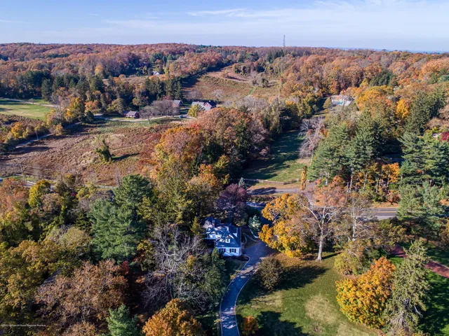 $3,950 | 800 Navesink River Road, Rumson, NJ 07760