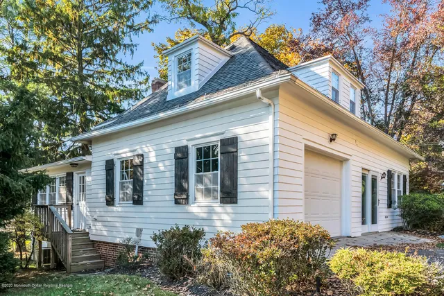 $3,950 | 800 Navesink River Road, Rumson, NJ 07760