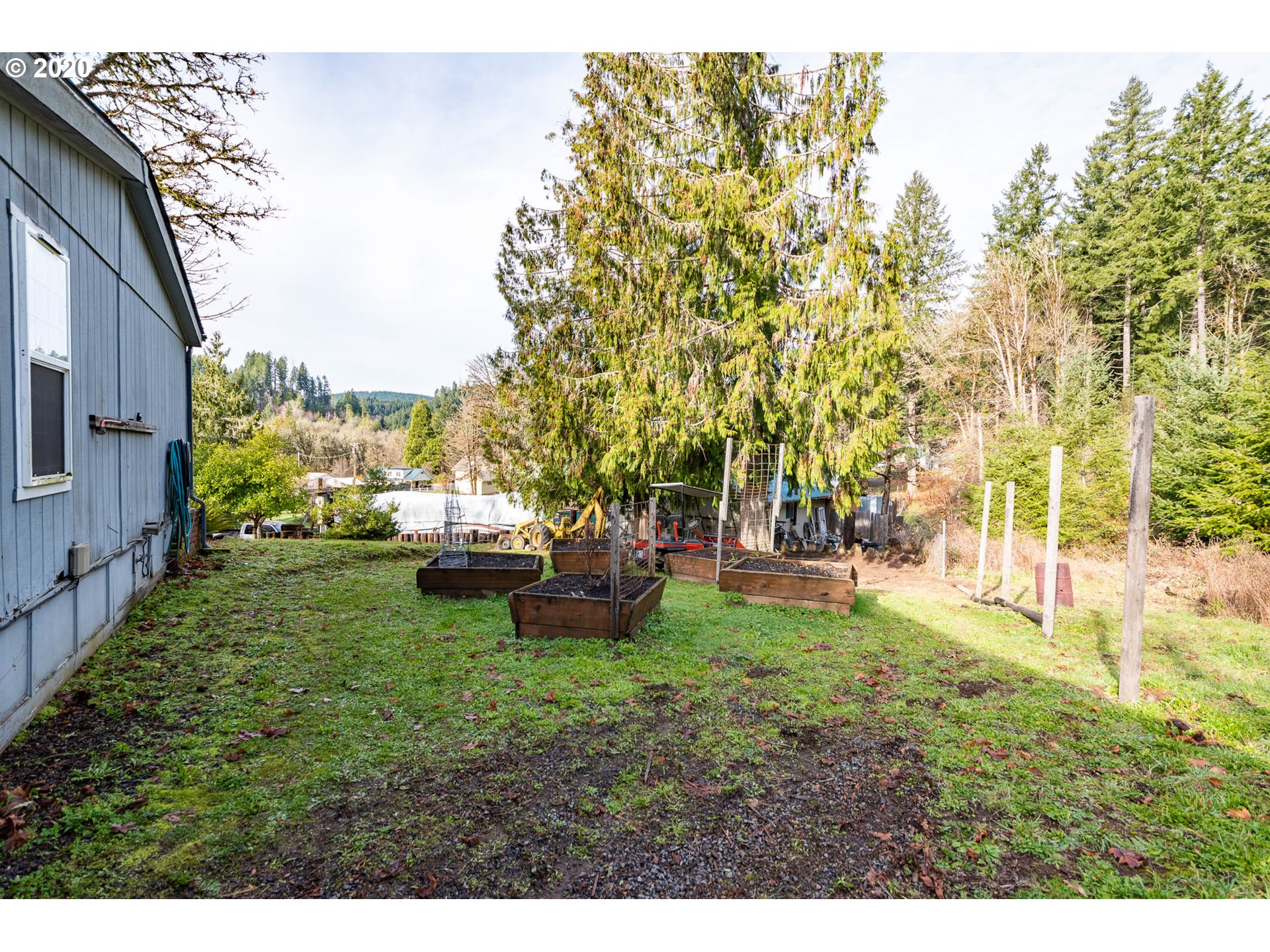 94039 Horton Road Blachly, OR 97412 - Photo 15 of 29 Gallery Image 15