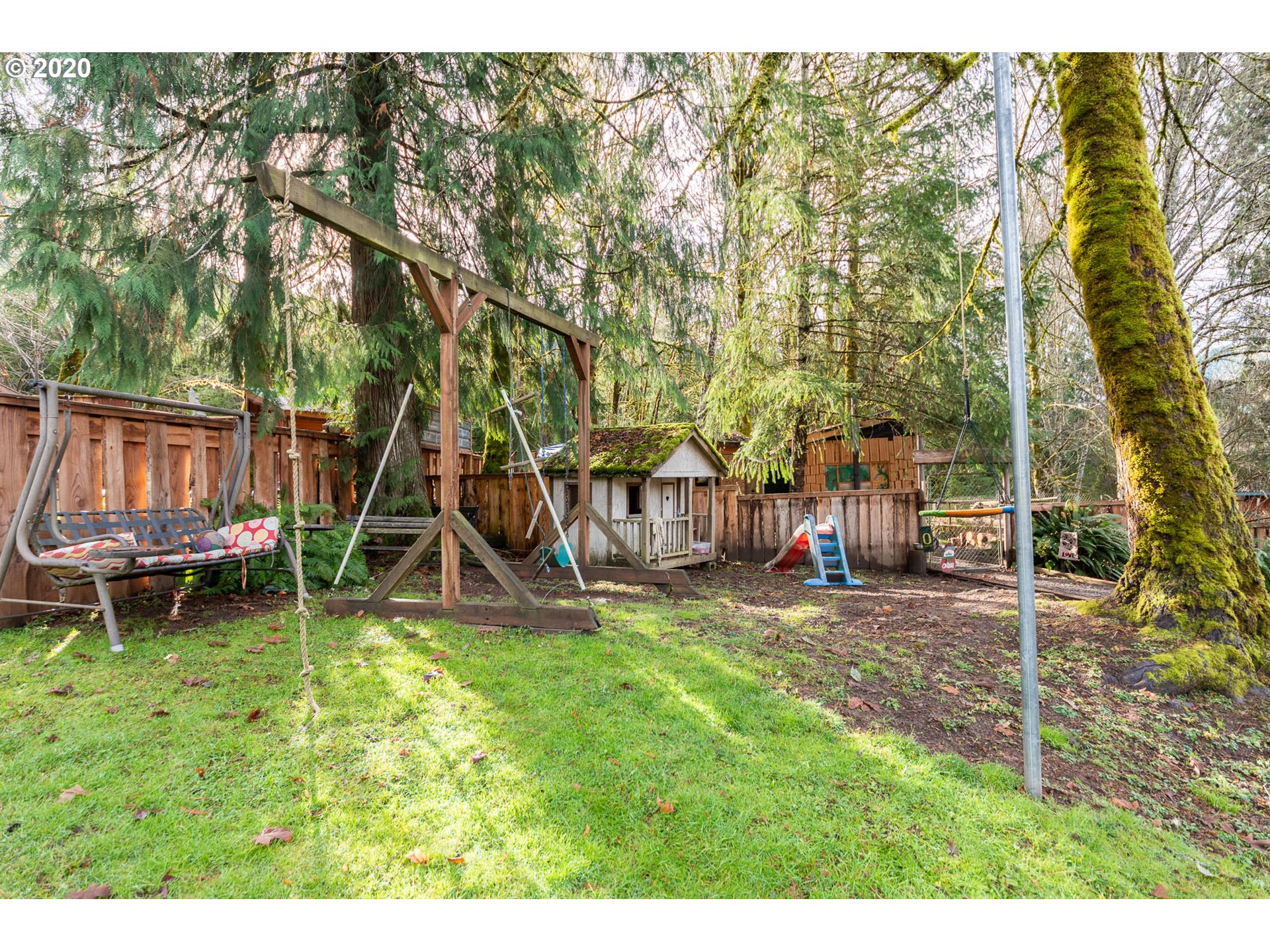 94039 Horton Road Blachly, OR 97412 - Photo 6 of 29 Gallery Image 6